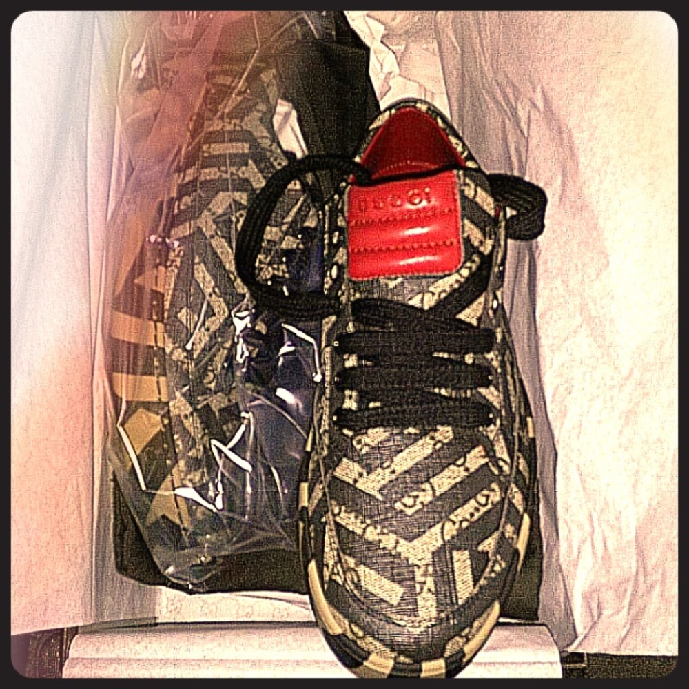 Gucci shoes
